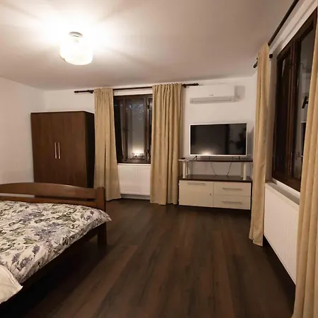 Lavender Farm Zaric Bed & Breakfast *